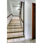 Apto com sacada e churrasq 100m Praia Brava COI302